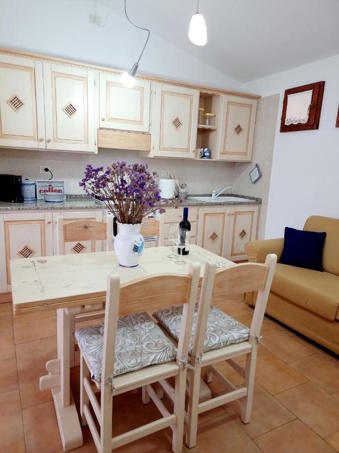 La Casa Di Arly Apartment ออลเบีย ภายนอก รูปภาพ